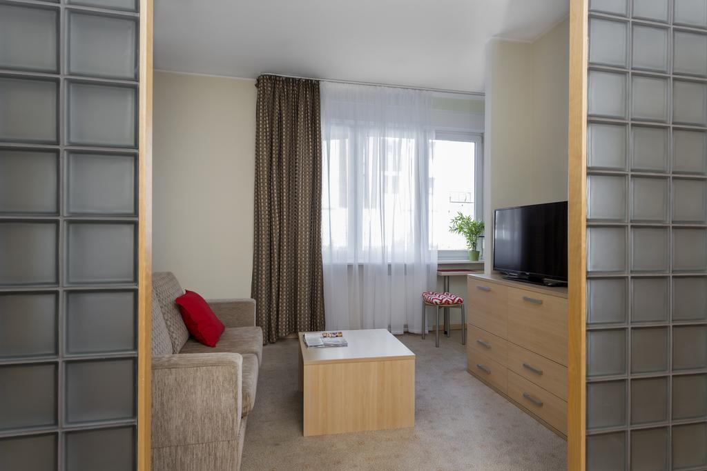 Apartamenty Media Park Warszawa Exteriör bild